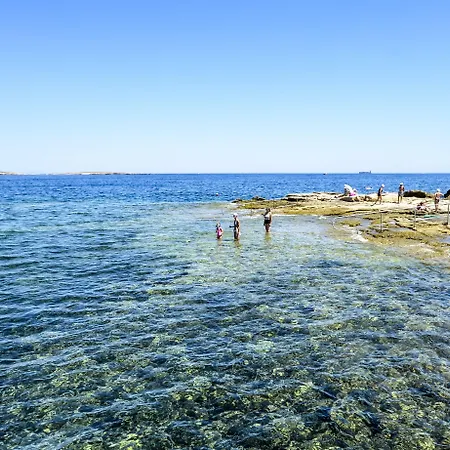 Bayview 2 Bedroom Seaview With Large Terrace With Panoramic Views - By Getawaysmalta Apartmán *