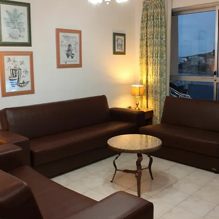 Daire Bayview 2 Bedroom Seaview With Large Terrace With Panoramic Views - By Getawaysmalta St. Paul's Bay