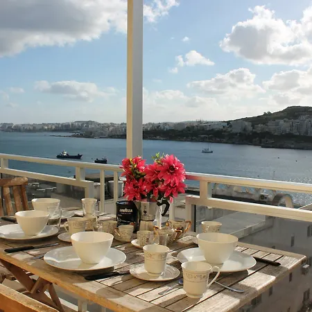 Bayview 2 Bedroom Seaview With Large Terrace With Panoramic Views - By Getawaysmalta * St. Paul's Bay