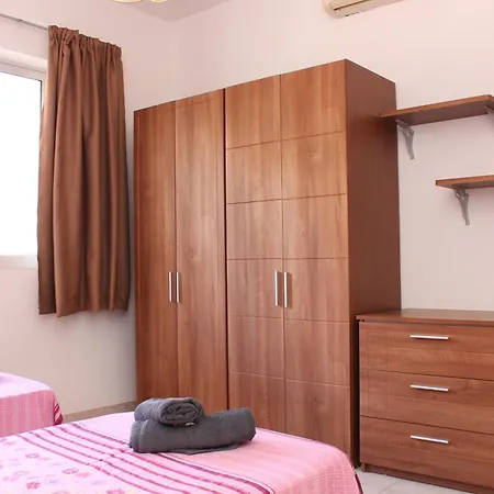 Apartmán Bayview 2 Bedroom Seaview With Large Terrace With Panoramic Views - By Getawaysmalta *