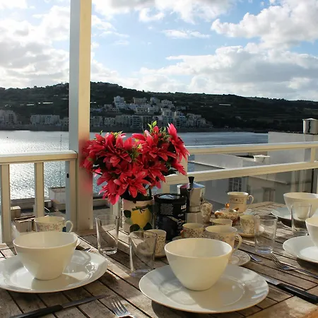 Bayview 2 Bedroom Seaview With Large Terrace With Panoramic Views - By Getawaysmalta Apartmán