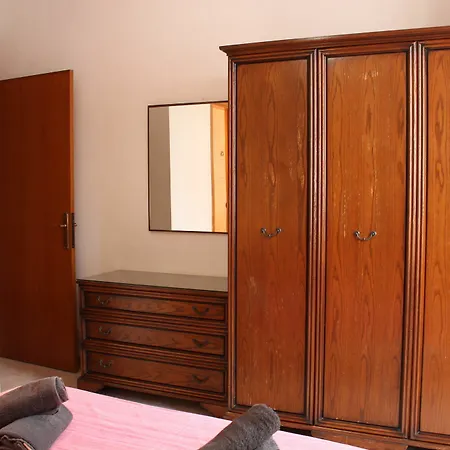 Bayview 2 Bedroom Seaview With Large Terrace With Panoramic Views - By Getawaysmalta Daire