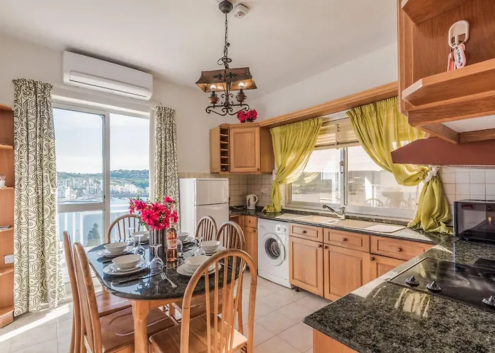 Appartement Bayview 2 Bedroom Seaview With Large Terrace With Panoramic Views - By Getawaysmalta St. Paul's Bay