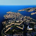 Bayview 2 Bedroom Seaview With Large Terrace With Panoramic Views - By Getawaysmalta * セント・ポールズ・ベイ