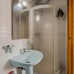 Bayview 2 Bedroom Seaview With Large Terrace With Panoramic Views - By Getawaysmalta アパート セント・ポールズ・ベイ