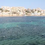 アパート Bayview 2 Bedroom Seaview With Large Terrace With Panoramic Views - By Getawaysmalta セント・ポールズ・ベイ