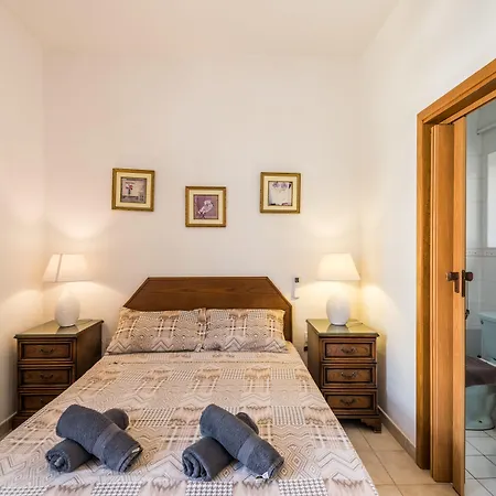 Bayview 2 Bedroom Seaview With Large Terrace With Panoramic Views - By Getawaysmalta San Pawl il-Baħar