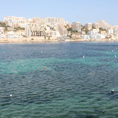 公寓 Bayview 2 Bedroom Seaview With Large Terrace With Panoramic Views - By Getawaysmalta *