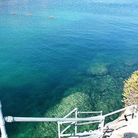 Bayview 2 Bedroom Seaview With Large Terrace With Panoramic Views - By Getawaysmalta