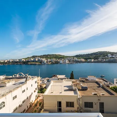 Bayview 2 Bedroom Seaview With Large Terrace With Panoramic Views - By Getawaysmalta 圣保罗湾城