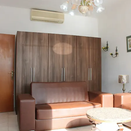 Bayview 2 Bedroom Seaview With Large Terrace With Panoramic Views - By Getawaysmalta *
