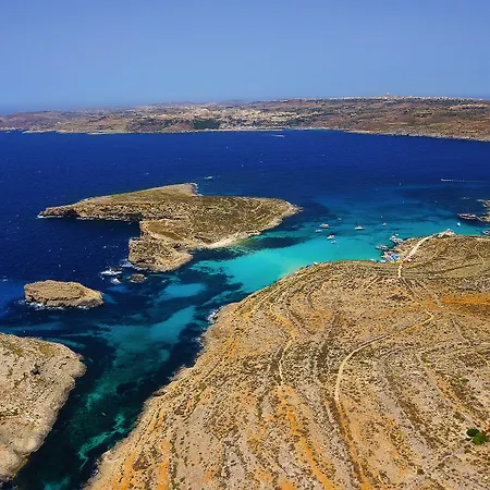 Bayview 2 Bedroom Seaview With Large Terrace With Panoramic Views - By Getawaysmalta Appartement